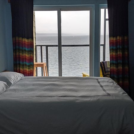 The Oceanfront Hotel Sointula Екстер'єр фото