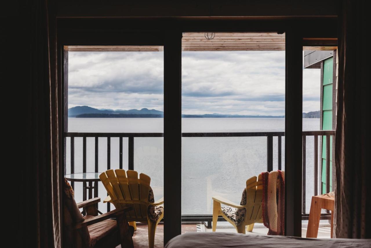 The Oceanfront Hotel Sointula Екстер'єр фото